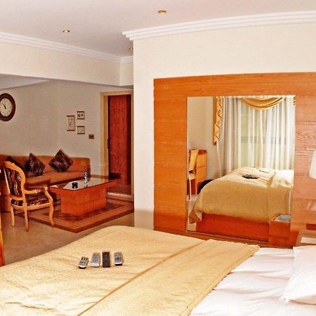 Mirage Suites Kuwait City Værelse billede